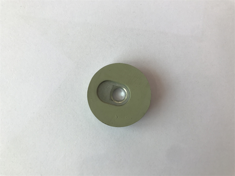 粘铁密封件